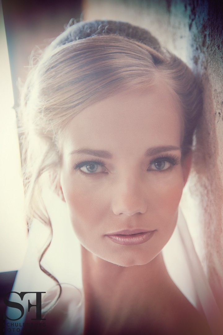 <b>...</b> Hair &amp; Make-up: Anja Rühl, Model: <b>Katrin Reinecke</b> (Indeed Models) - beauty-7